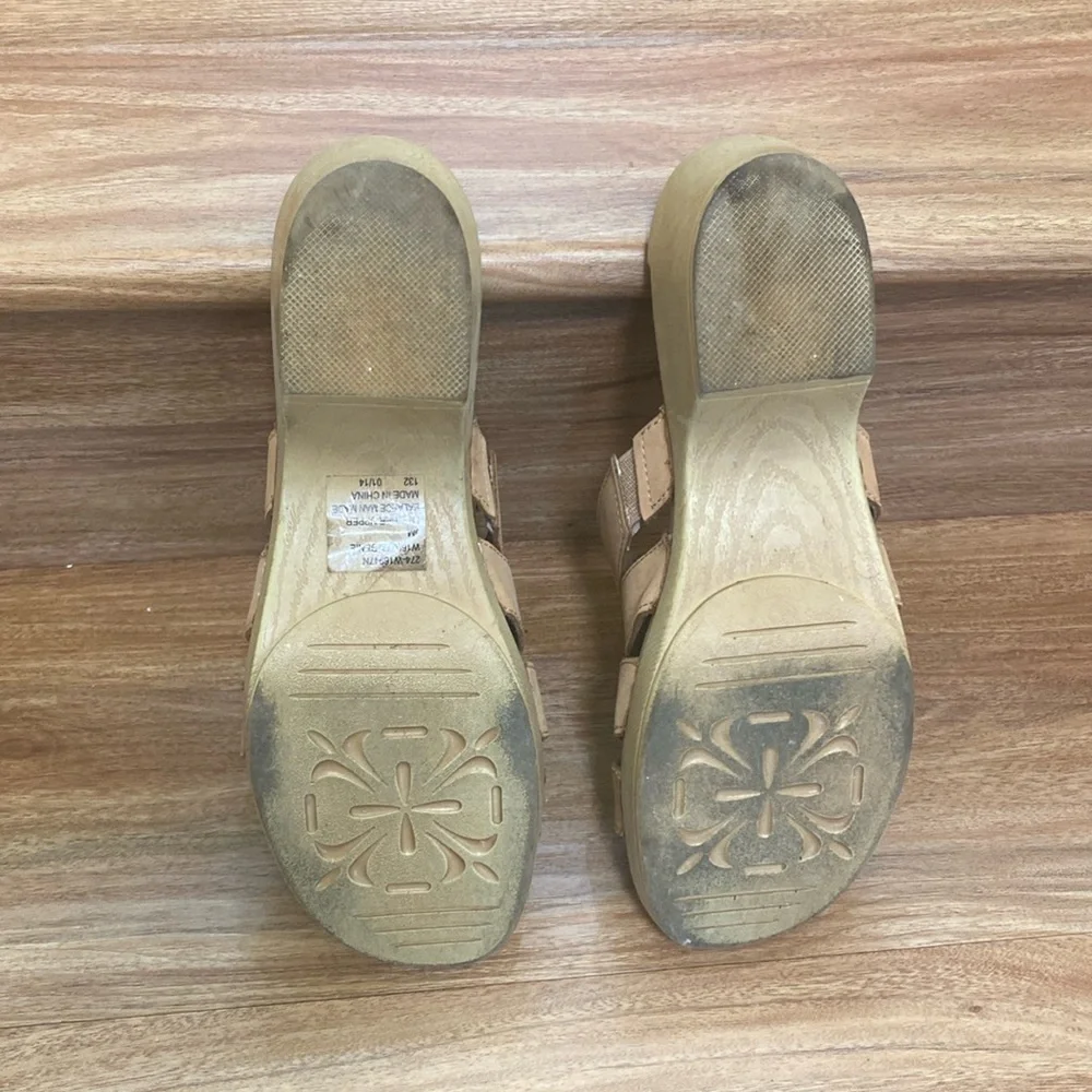 White Mountain GENIE Brown Clogs Sandals size 9M - Picture 9 of 10